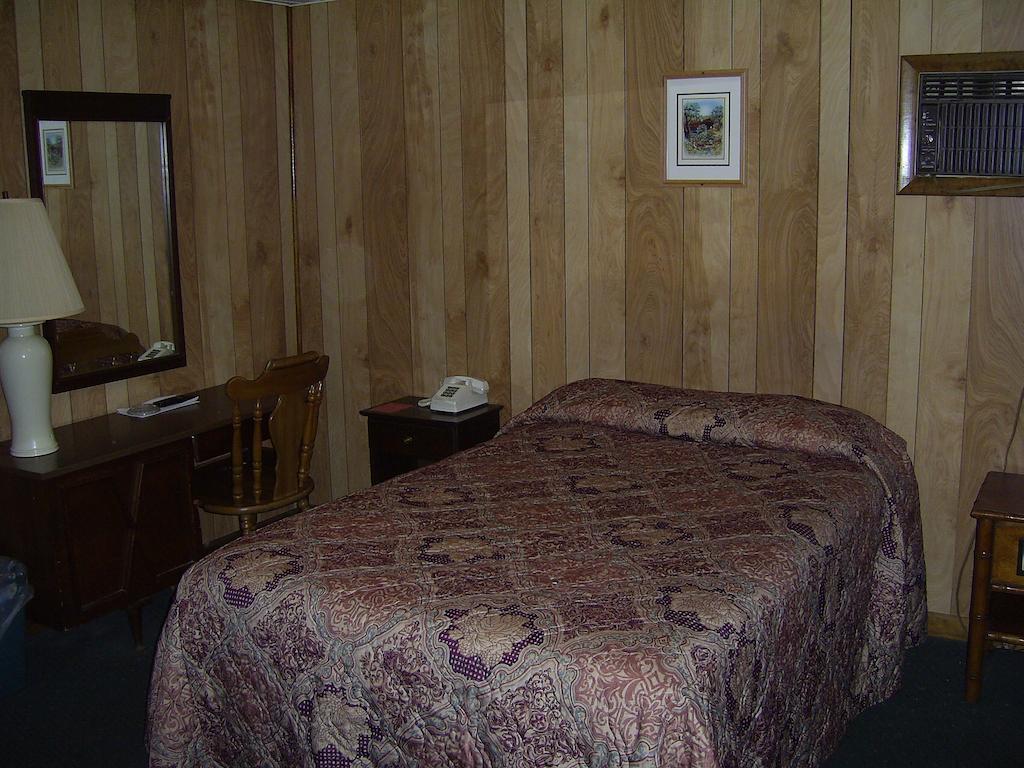 Cedar Grove Motel Altoona Zimmer foto